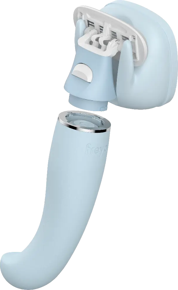 freya. handle twisting free from the docked razor head